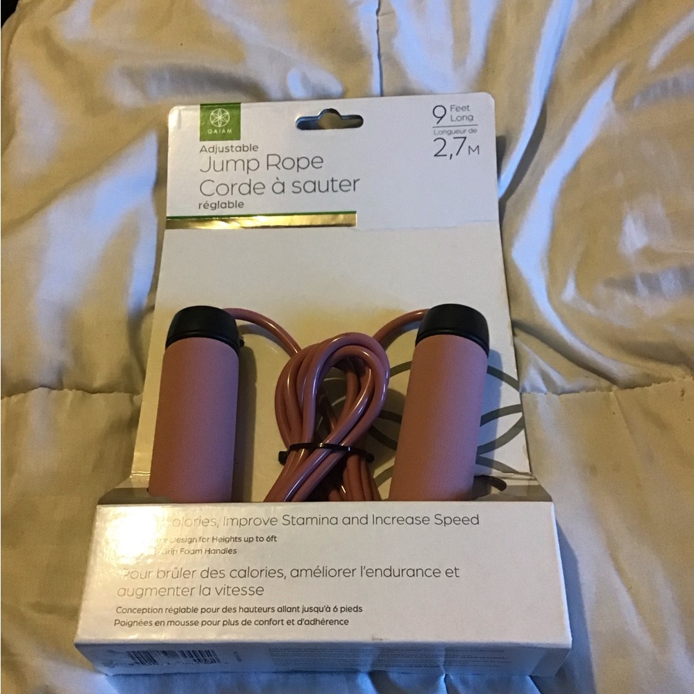 Gaiam Adjustable Speed Jump Rope Lilac NEW - Picture 2 of 8
